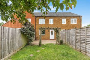 Bridges Close Bloxham